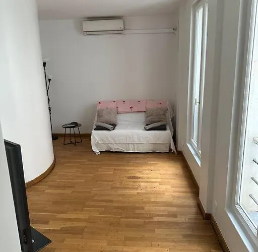Champs-élysées 4 Beds Apartamento