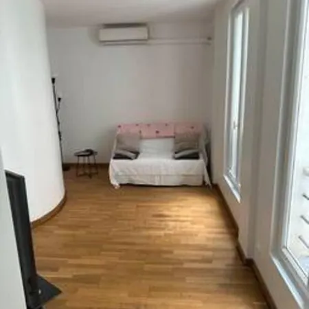 דירה Champs-elysees 4 Beds פריז
